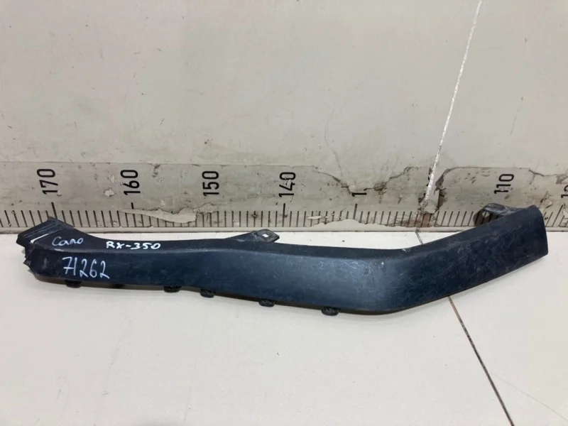 Накладка бампера передняя правая Lexus RX350