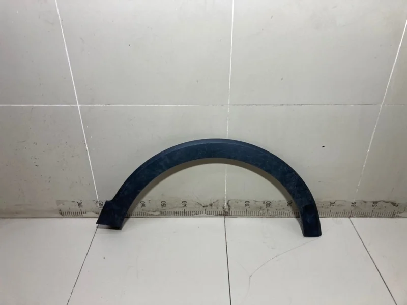 Накладка на крыло передняя правая Renault Kaptur