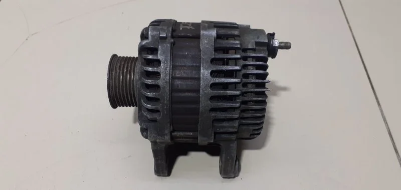 Генератор Nissan Tiida C11