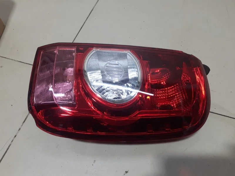 Фонарь задний правый Renault Duster 1