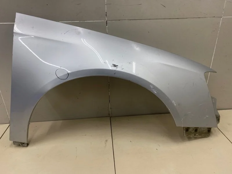 Крыло переднее правое Volkswagen Passat B6 3C2