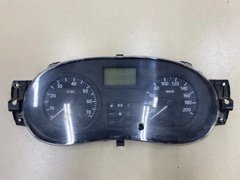 Панель приборов Renault Logan 1 K7M710 2008