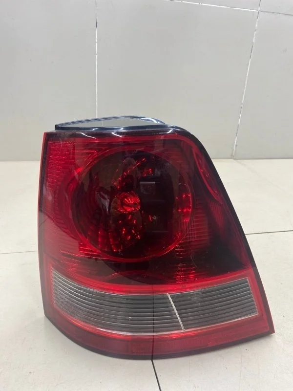 Фонарь задний левый Kia Sorento 1 BL До 2006