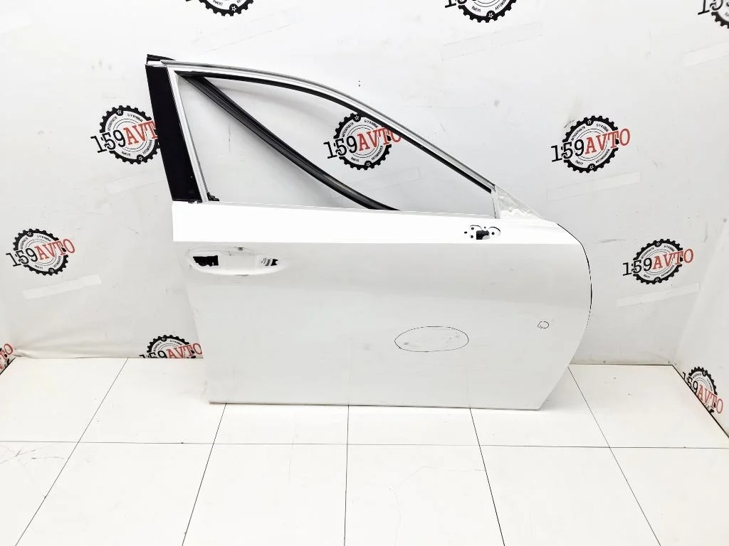 Дверь передняя правая Lexus Es300H 6700133270 XZ10