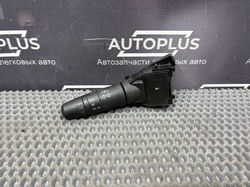 Подрулевой переключатель поворотников Nissan Primera 25540AV600 P12 QG16DE