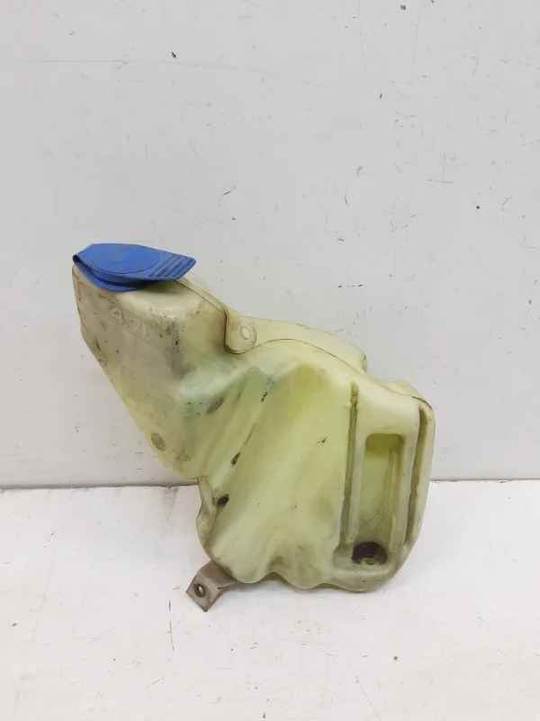 Бачок омывателя AUDI A6 2000-2005 C5
