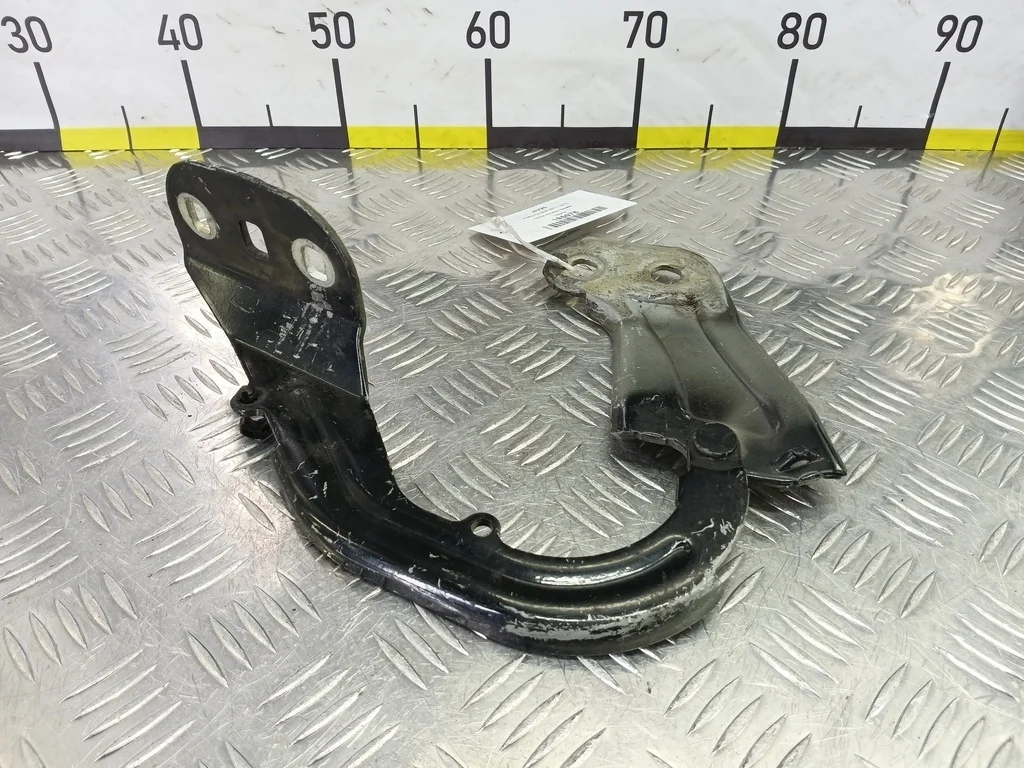 Петля капота правая FORD Focus III (2011—2015)