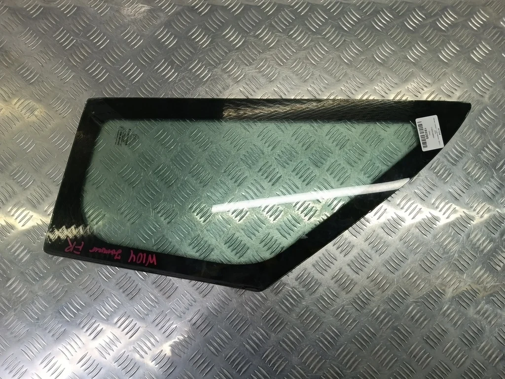 Стекло двери передней правое Citroen Jumper II ре