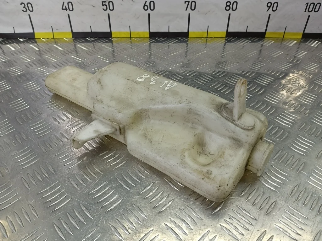 Бачок расширительный MITSUBISHI CARISMA I рестайл