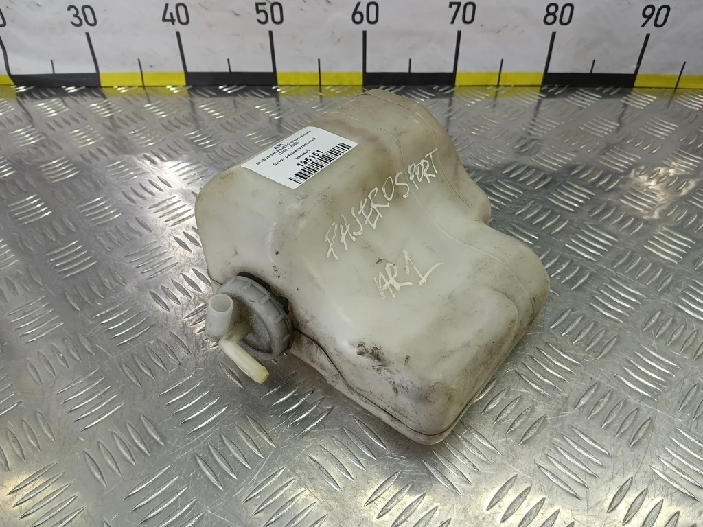 Бачок расширительный MITSUBISHI PAJERO III рестай