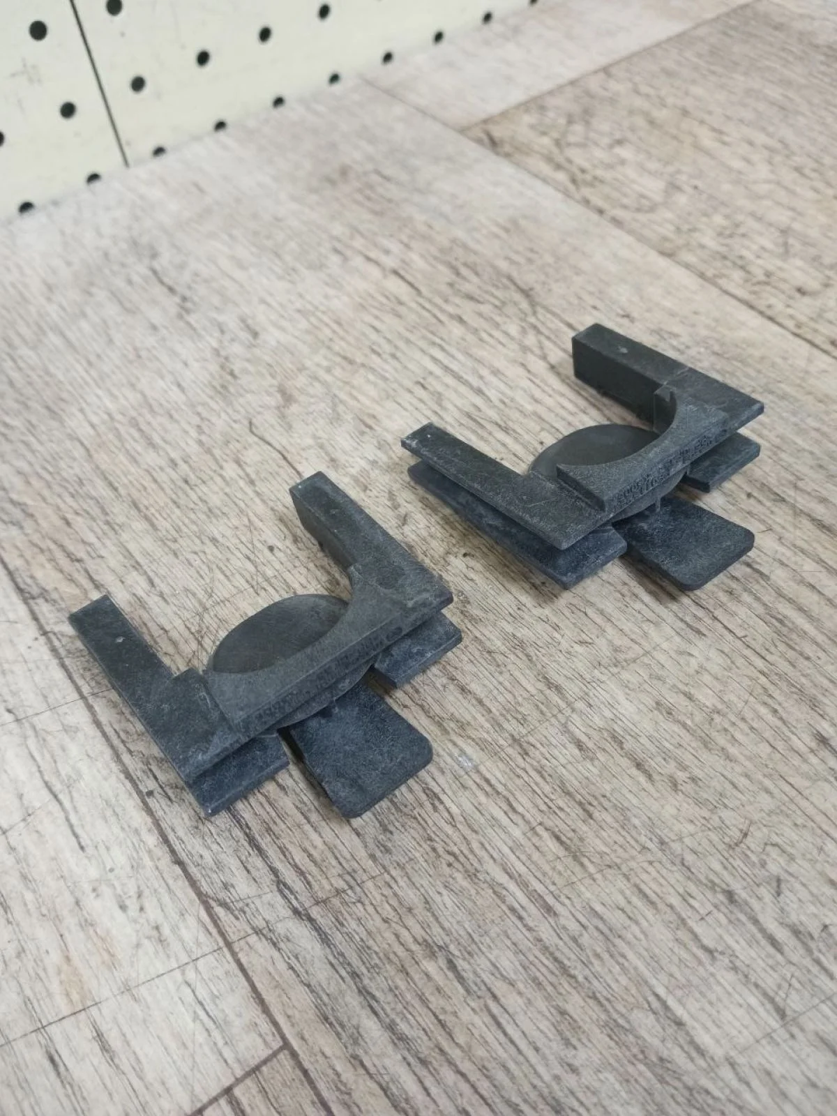 Кронштейн радиатора Mazda CX-5 I (2011—2015) CX-5 I (2011—2015) KE