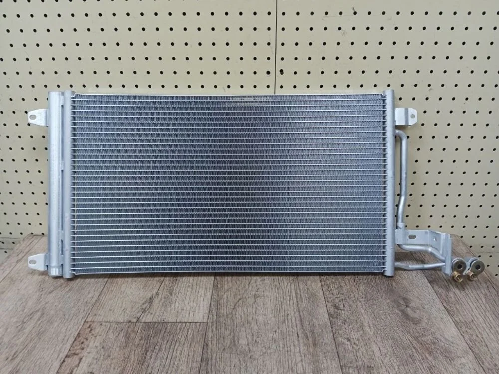 Радиатор кондиционера Volkswagen Polo 2009-2015 Polo V (2009—2015) 612,614