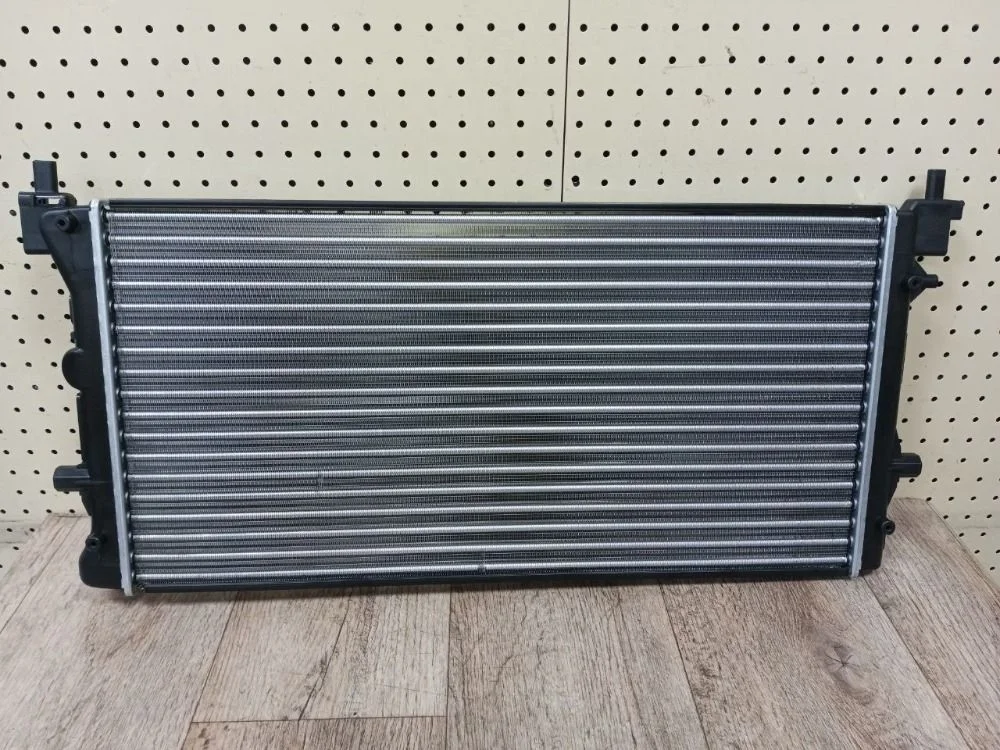Радиатор основной VW Polo V Polo V (2009—2015) 5J, 6C1, 612, Нет, 2020