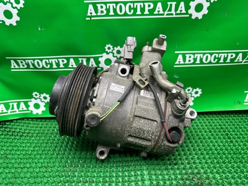 Компрессор кондиционера Toyota Celsior 2000-2003 8832050101 3UZ FE