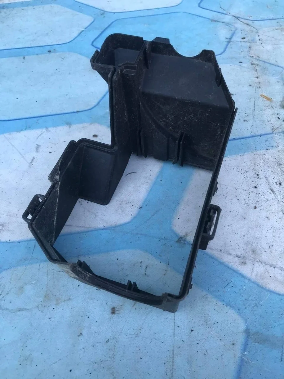 Корпус блока предохранителей Volvo XC90 2004