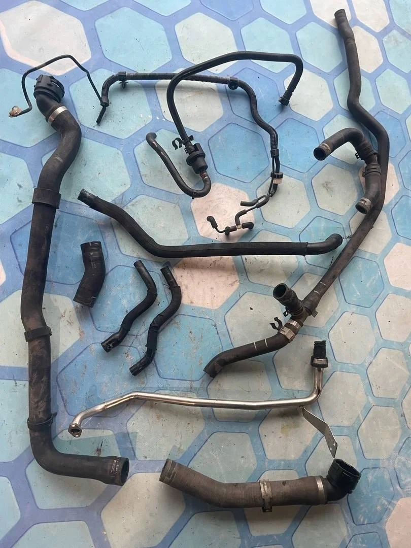 Комплект патрубков VW Touareg 1 2005