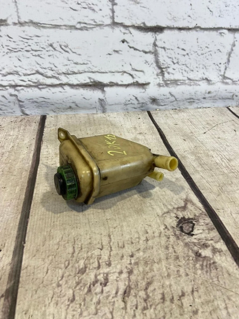 Бачок гидроусилителя руля VW Touareg 1 2005