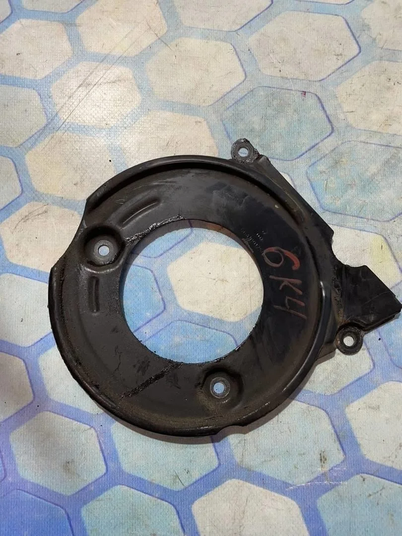 Защитный кожух грм низ Audi TT 2005 8N3