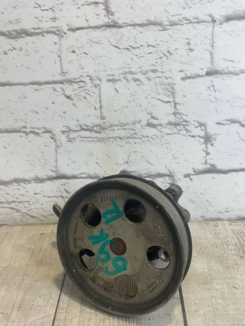 Насос гидроусилителя руля гур Audi A4 2007 B7