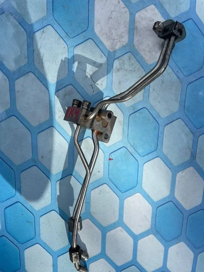 Трубка топливная Audi A8 2007 D4