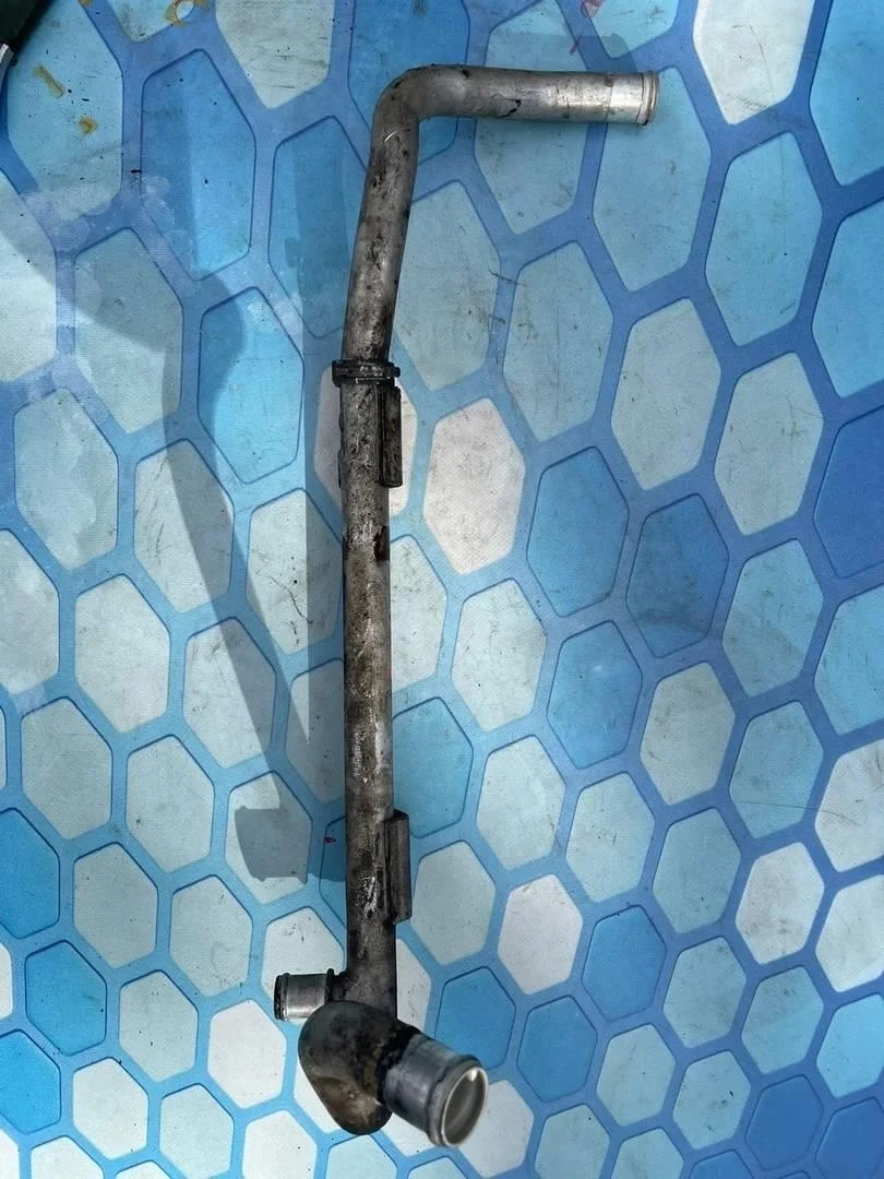 Трубка системы охлаждения Audi A8 2007 D4