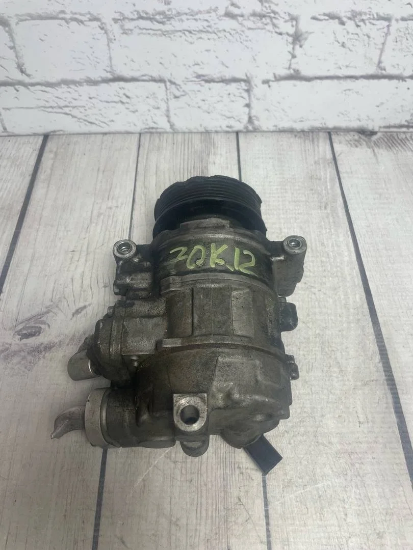 Компрессор кондиционера VW Passat 2009 B6