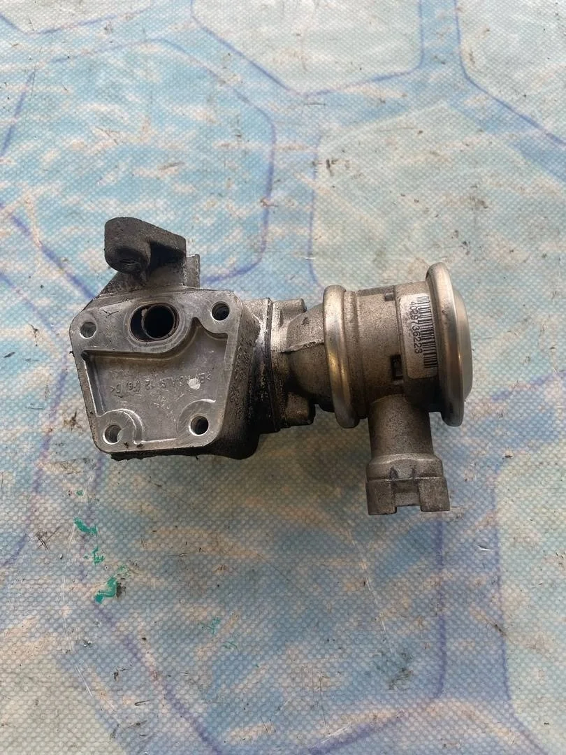 Клапан егр Skoda Octavia 2009 A5