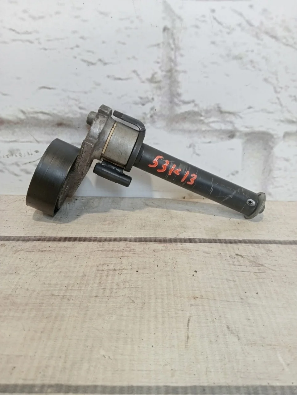 Натяжитель ремня VW Passat 2009 B6