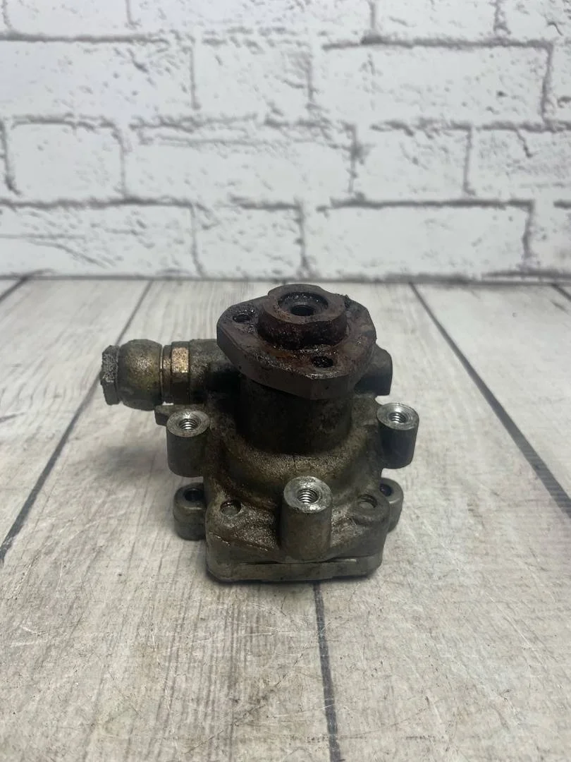 Насос гидроусилителя Skoda Octavia 2009 A5