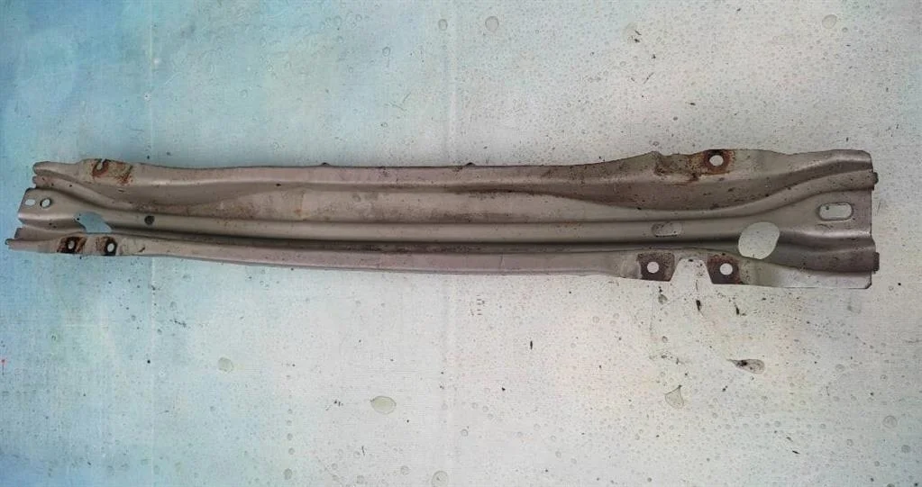 Усилитель бампера заднего Volvo S80 2009