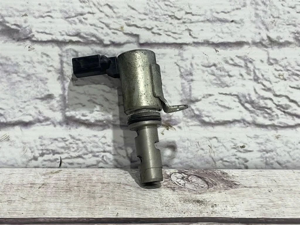 Клапан электромагнитный Skoda Fabia 2 2010