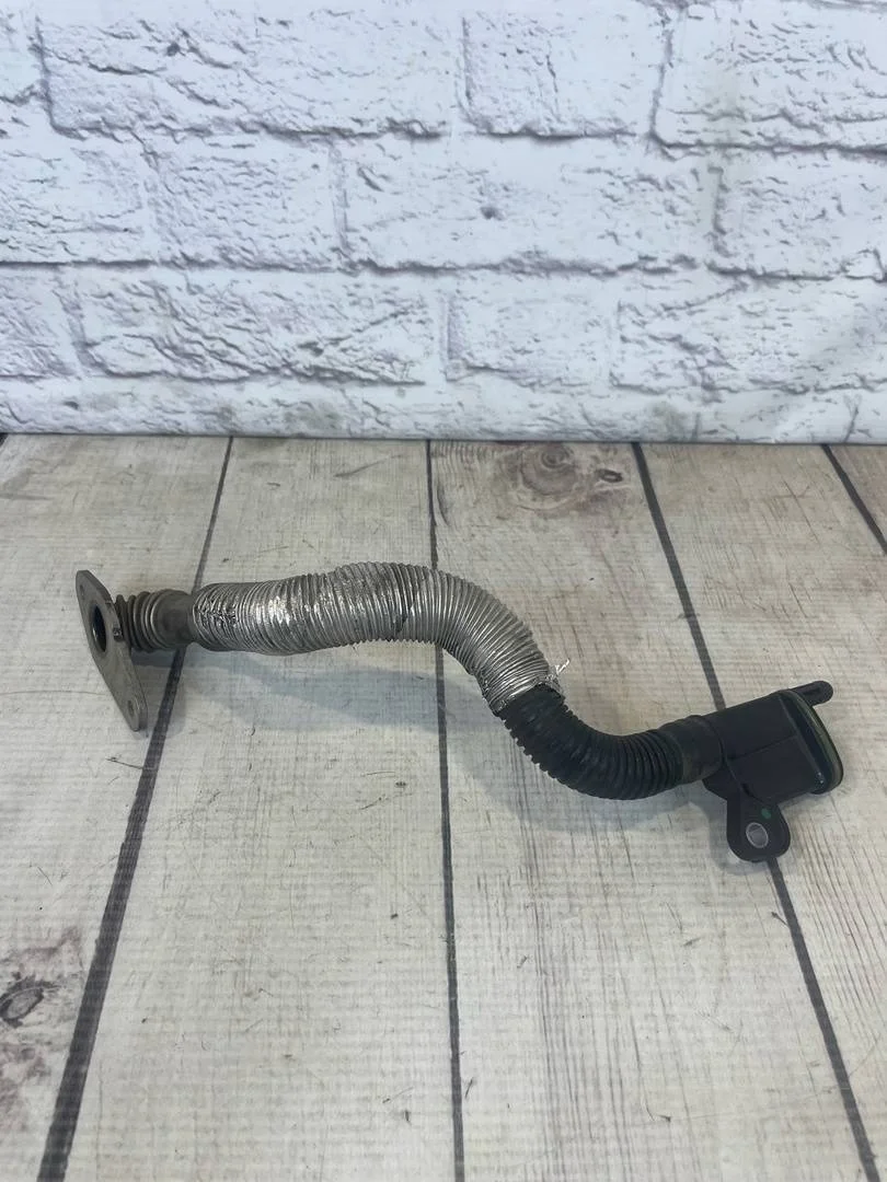 Патрубок вентиляции картерных газов Audi A4 2011 B8