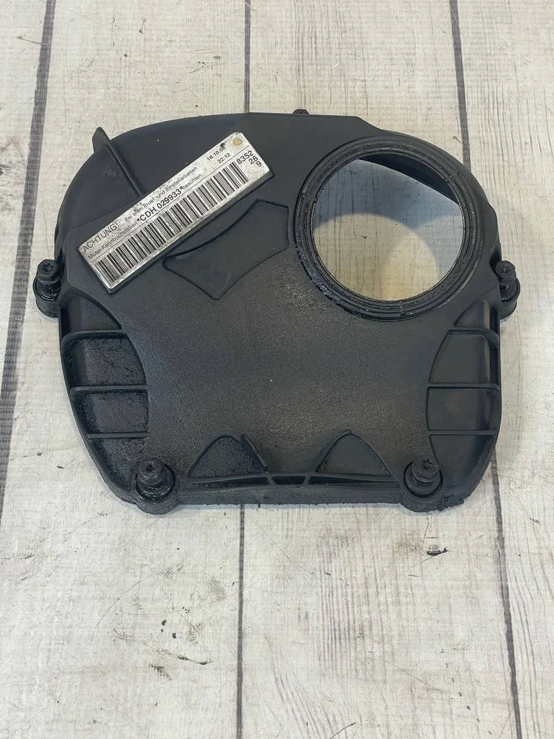 Кожух ремня грм верхний Audi A4 2011 B8