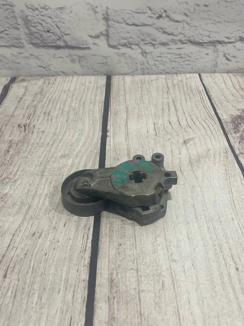 Ролик натяжителя ремня VW Tiguan 1 2011