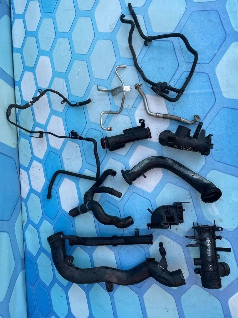 Комплект патрубков VW Golf 6 2011