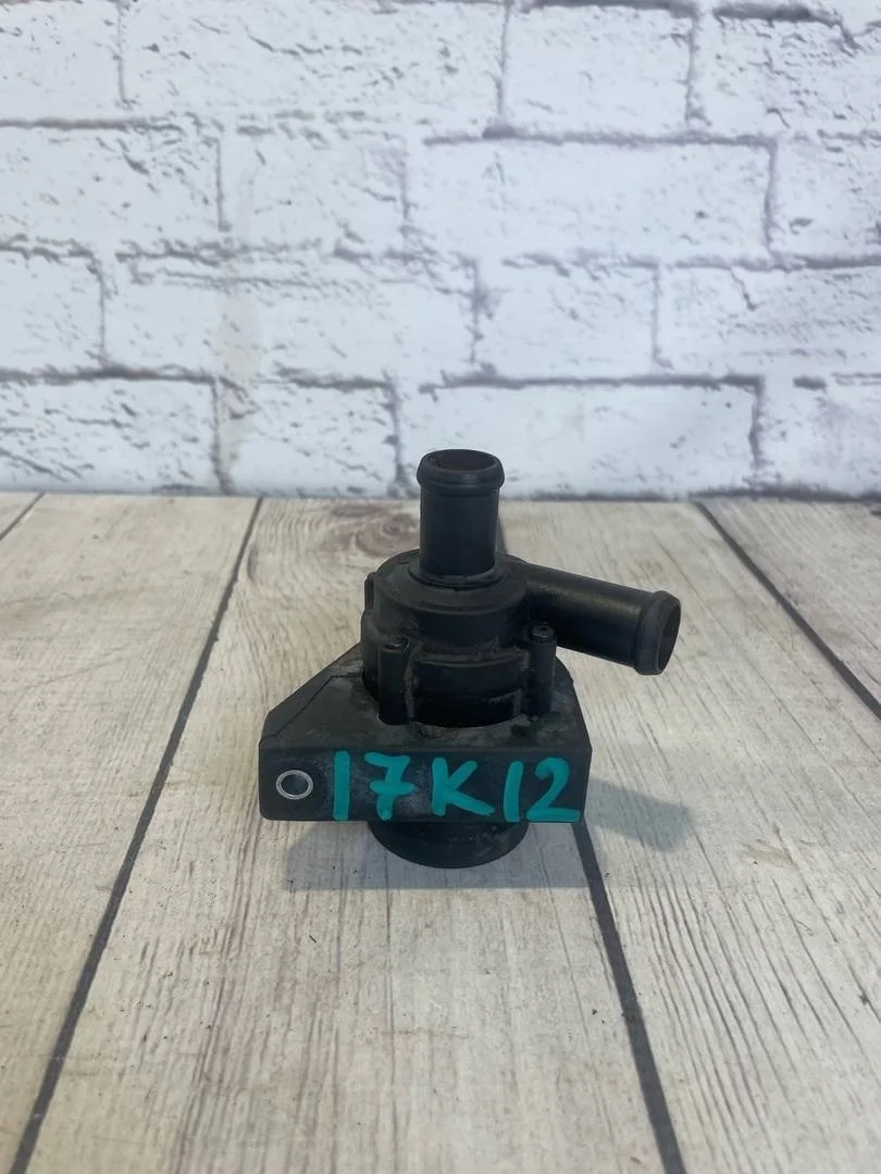 Насос водяной дополнительный VW Tiguan 1 2012