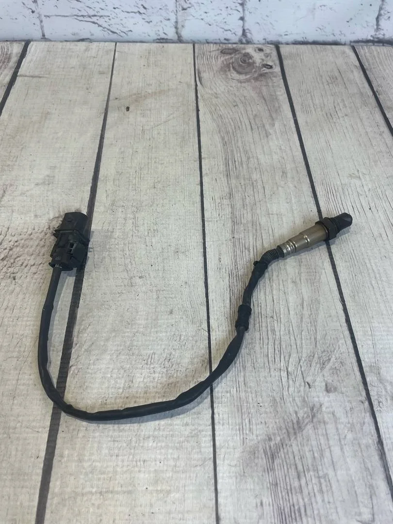 Лямбдазонд (датчик кислородный) VW Tiguan 1 2012