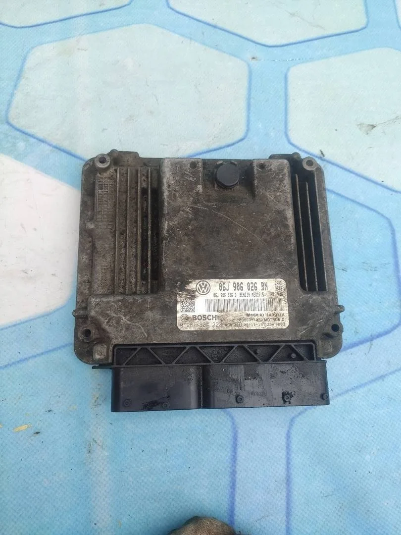 Блок управления двигателем VW Tiguan 1 2013