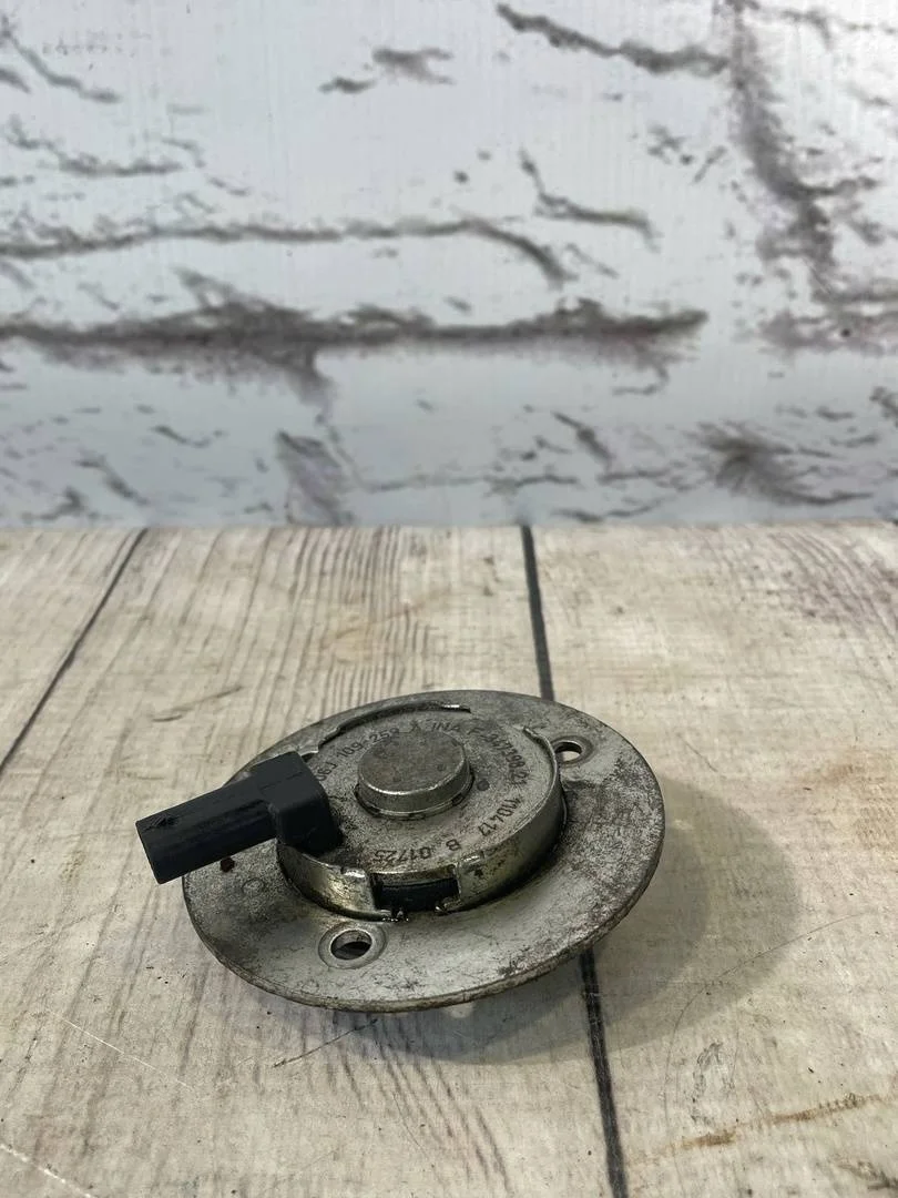 Клапан электромагнитный Audi Q3 2013 8U