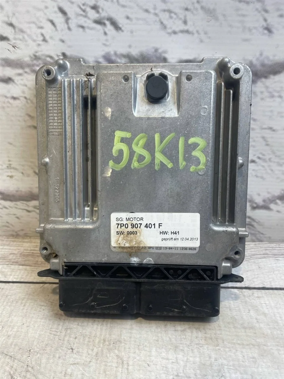 Блок управления двигателем VW Touareg 2 2013