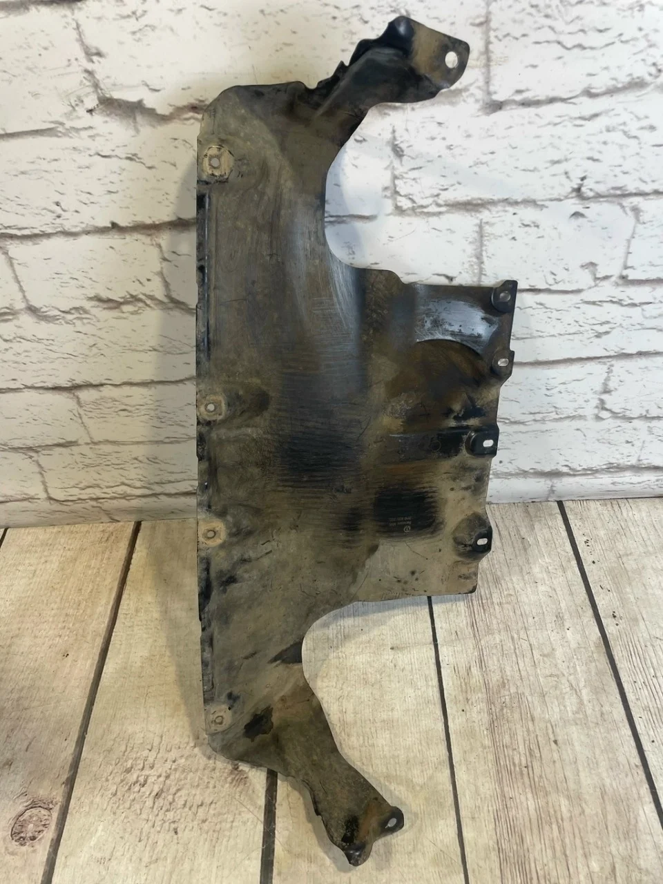 Защита двигателя VW Touareg 2 2013