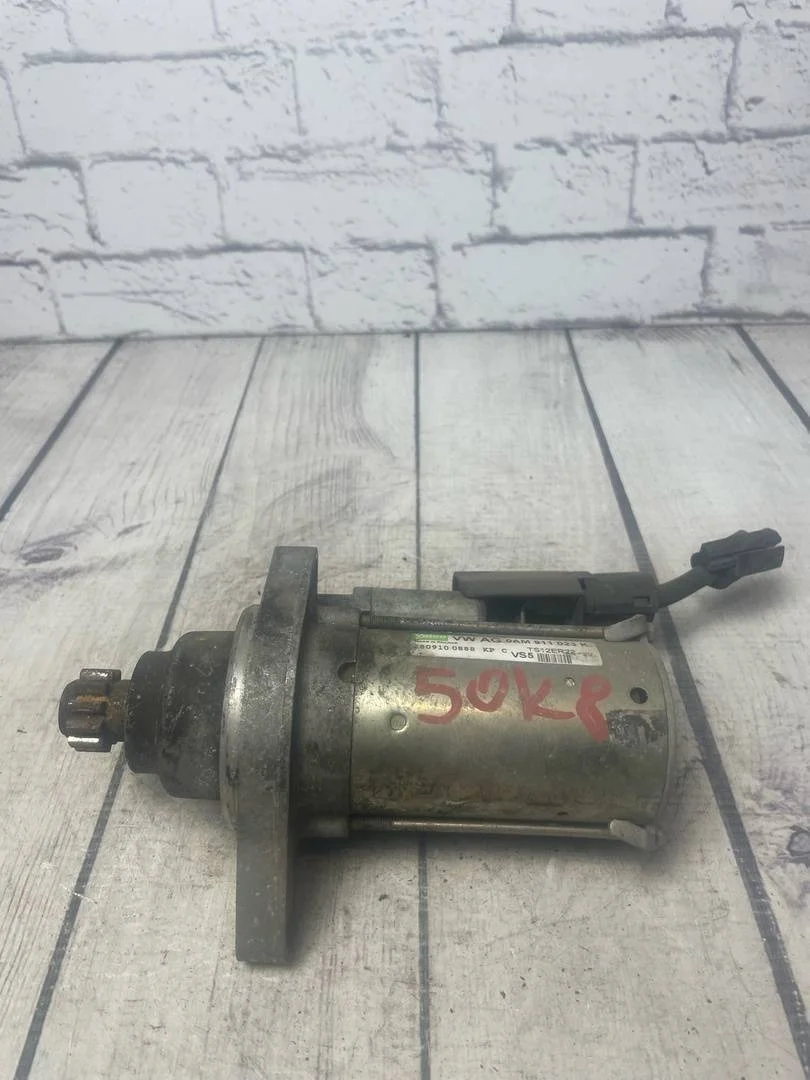 Стартер Audi A1 2013