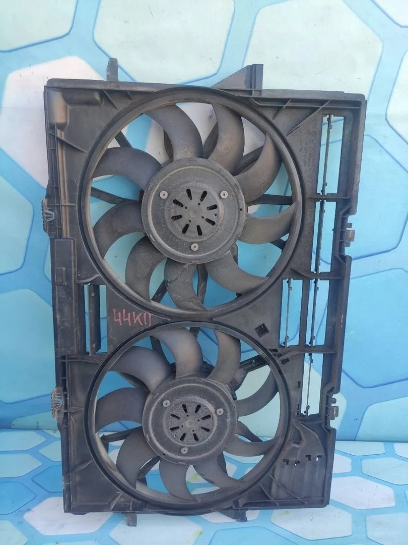 Диффузор вентиялторов сборе Audi A7 2014