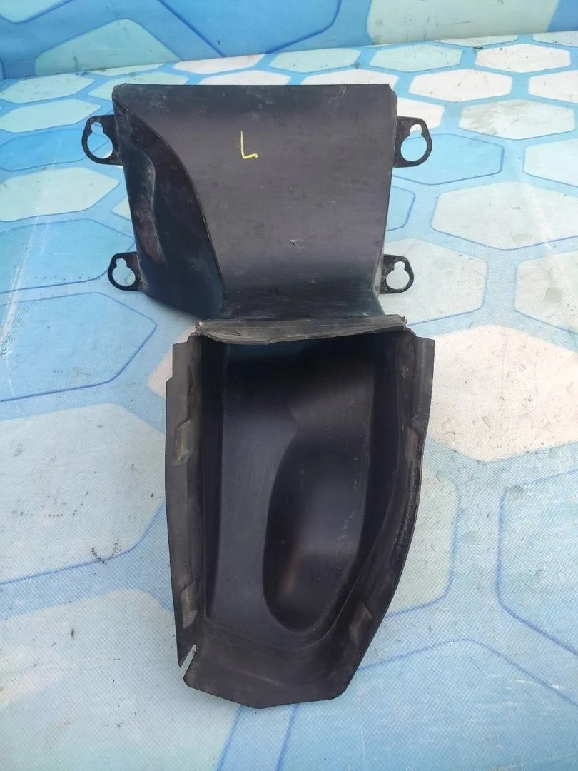 Воздуховод Audi A7 2014