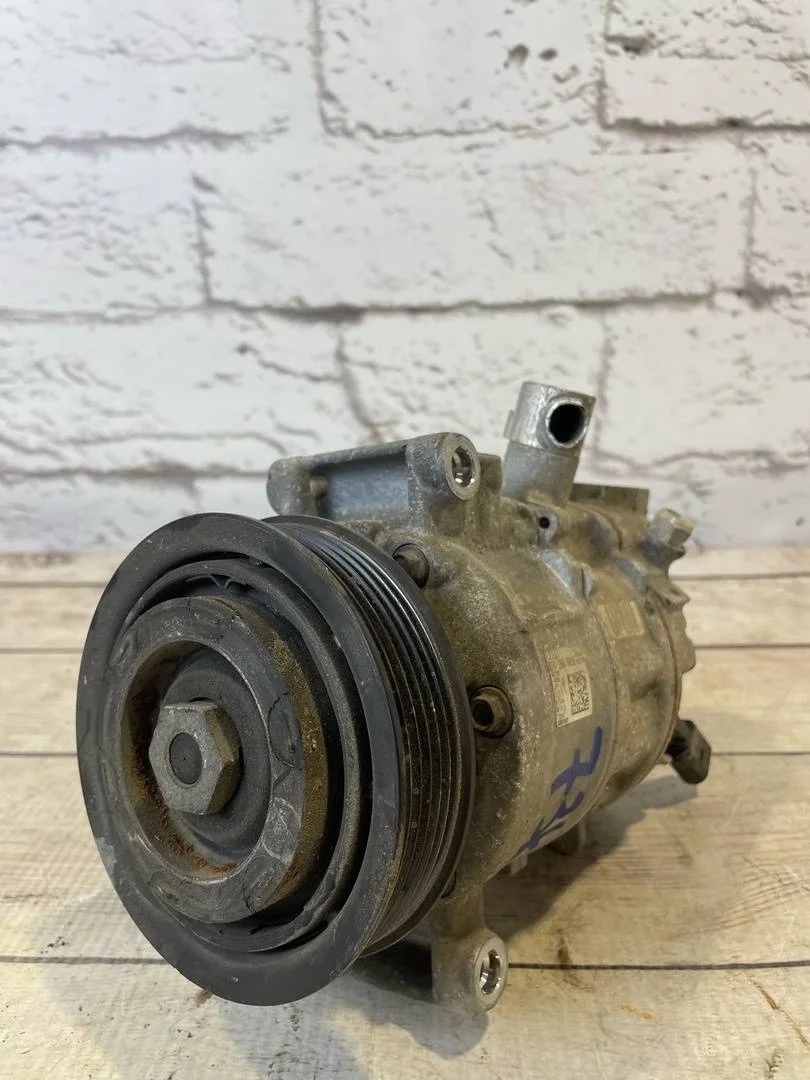 Компрессор кондиционера Audi A5 2014 S5