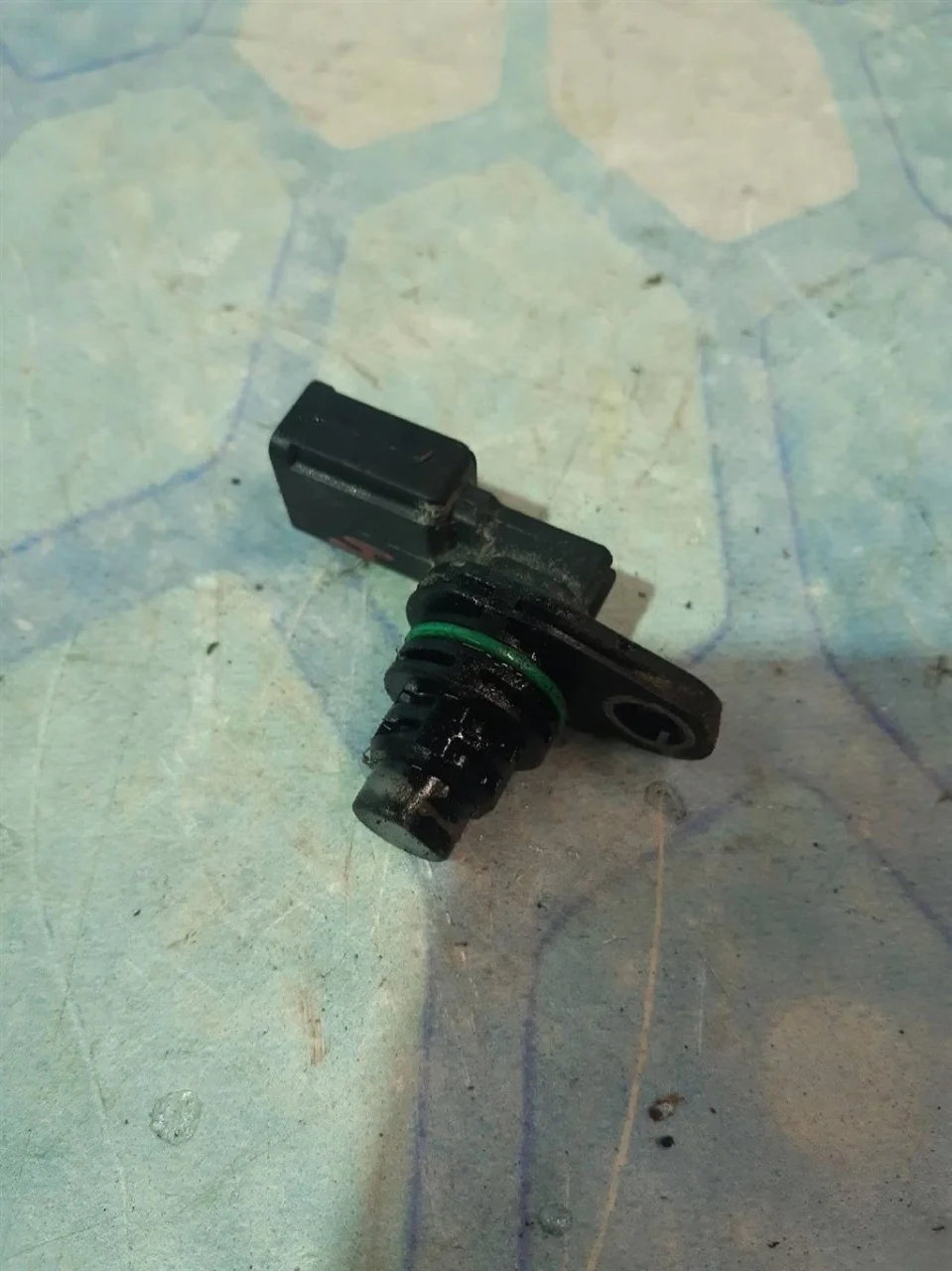 Датчик положения распредвала Skoda Yeti 2015