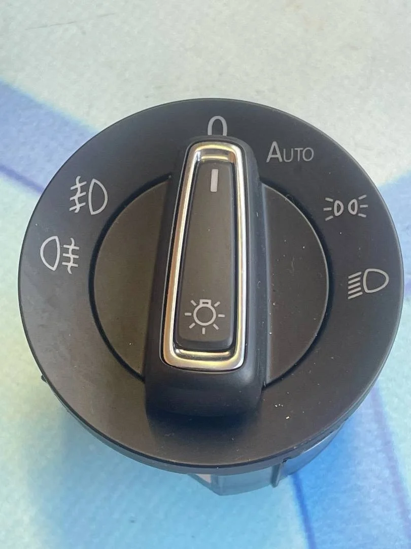 Переключатель света фар VW Tiguan 2 2018