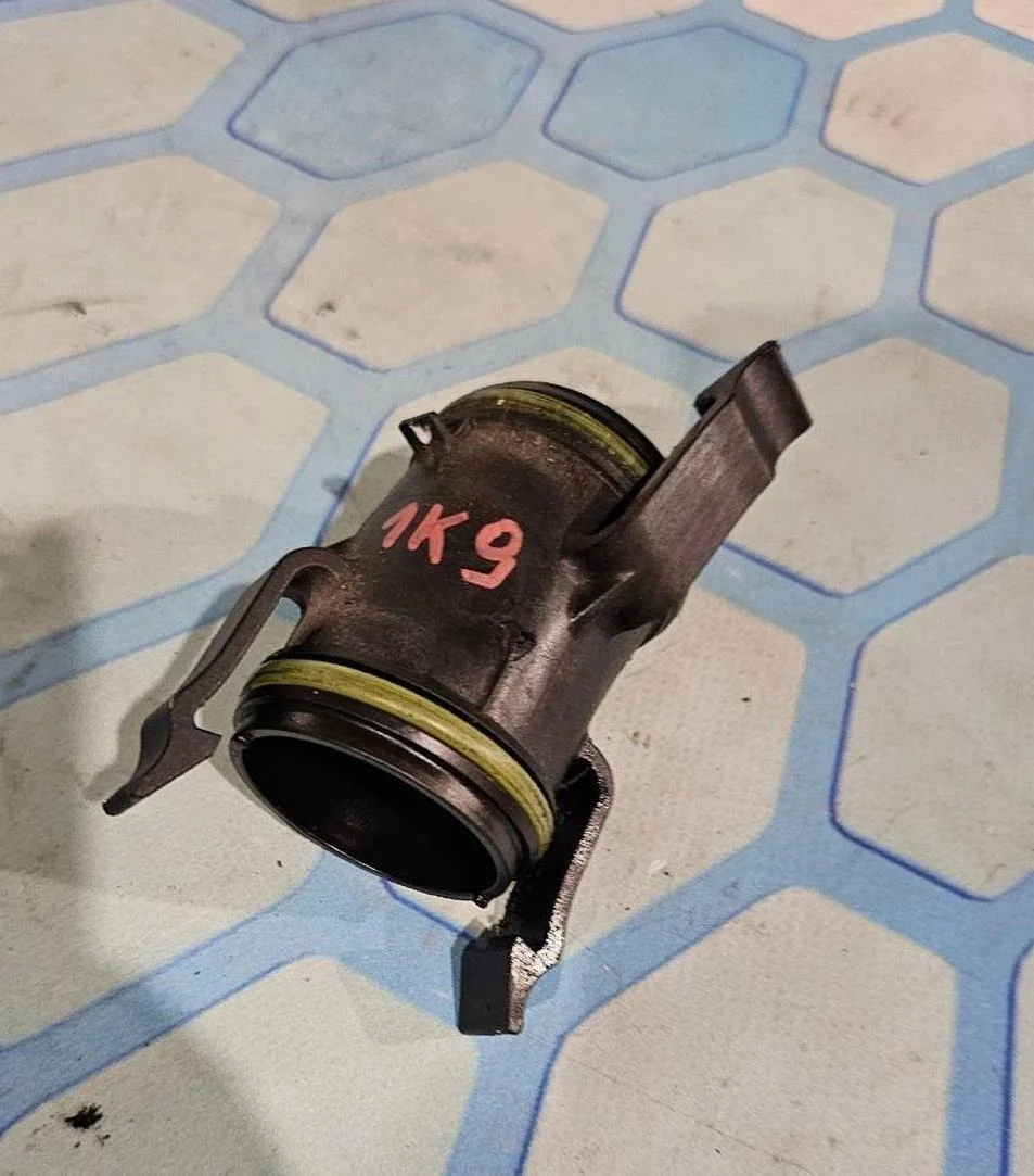 Кронштейн VW Tiguan 2 2018