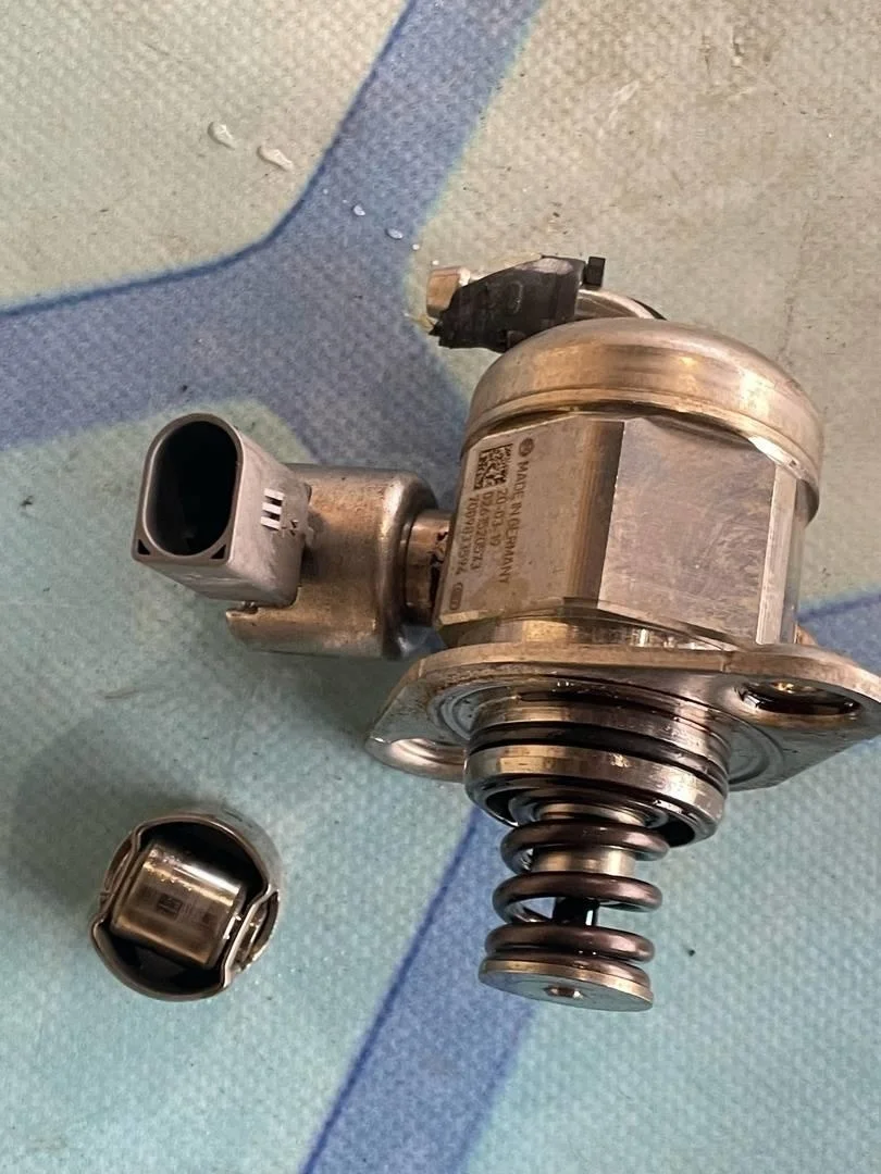 Насос топливный высокого давления тнвд Audi Q3 2019 8U