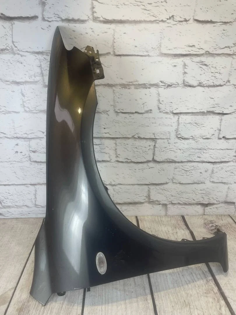 Крыло переднее правое Mazda 3 2002-2009 BK